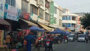 丁堡镇街道二旁违建严重 望有关部门依法整治